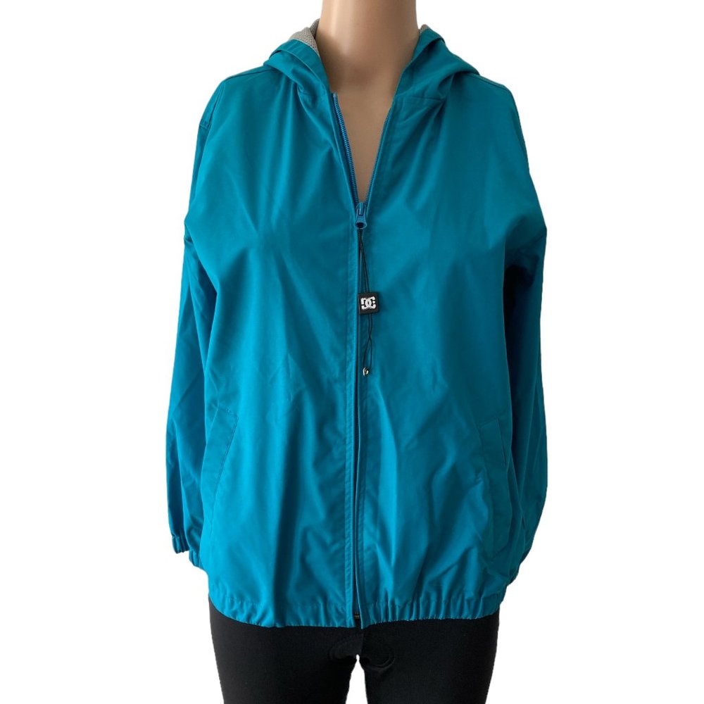 DC Aqua Boys Size M Windbreaker Hoodie Jacket